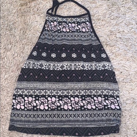 American Eagle Outfitters Tops - AEO halter top size L